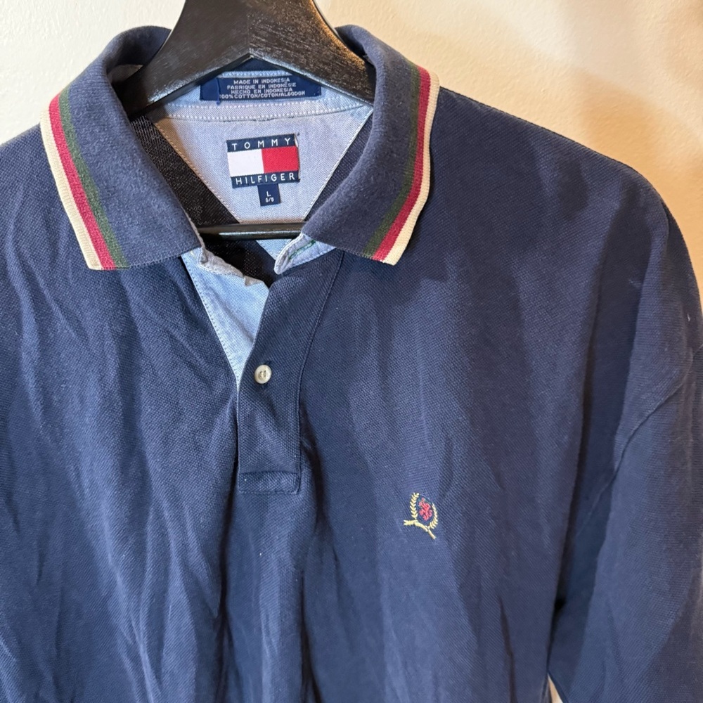Vintage Tommy Hilfiger Navy Polo with Red and White Accents - Picture 2 of 5